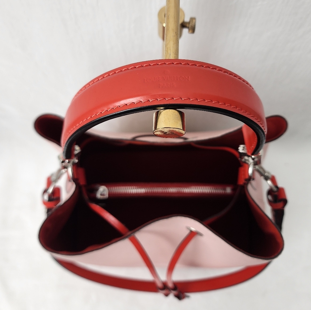 Auth Louis Vuitton Epi NeoNeo MM Rose Ballerine Orange Bucket Bag - Picture 5 of 10